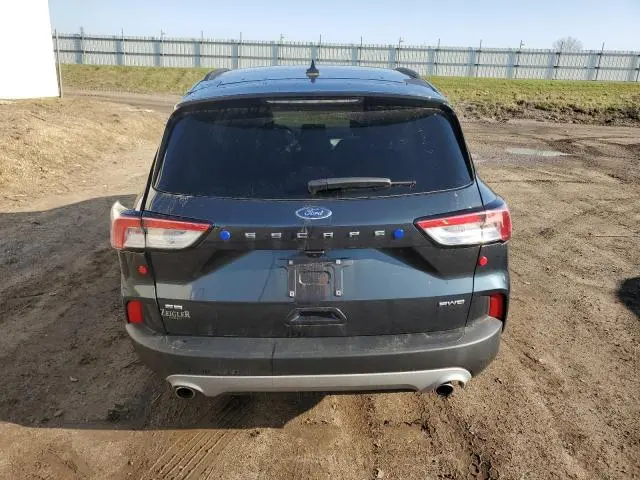 2022 FORD ESCAPE SE  