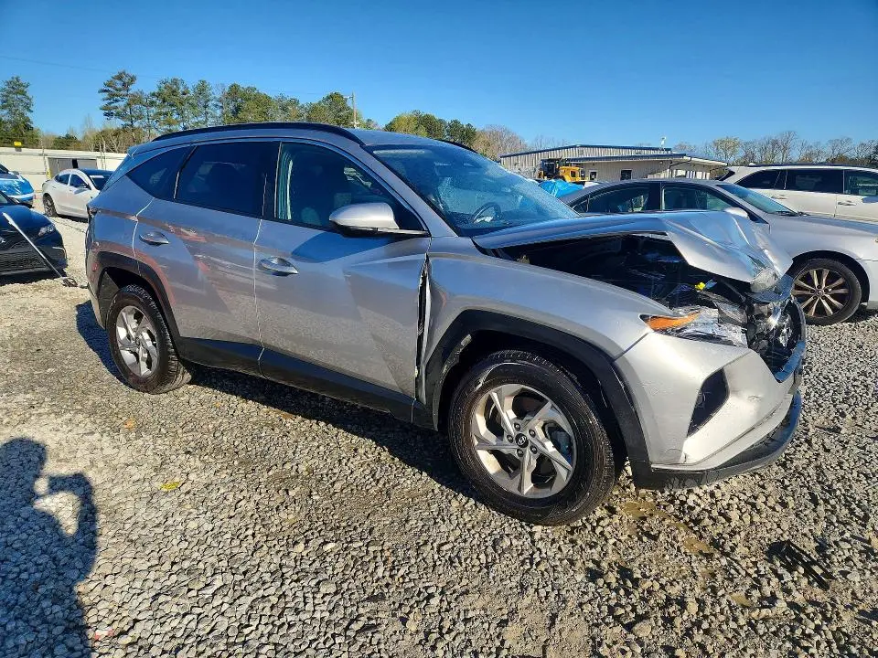 2024 HYUNDAI TUCSON SEL  