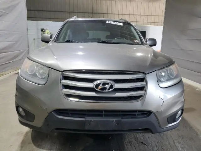 2012 HYUNDAI SANTA FE SE  