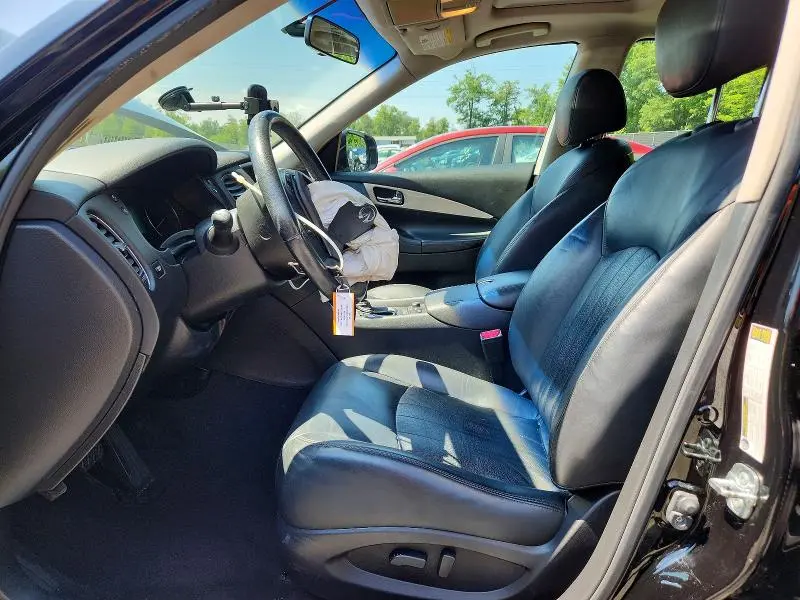 2017 INFINITI QX50 BASE  