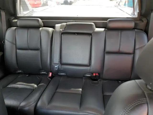 2010 CHEVROLET AVALANCHE LT  