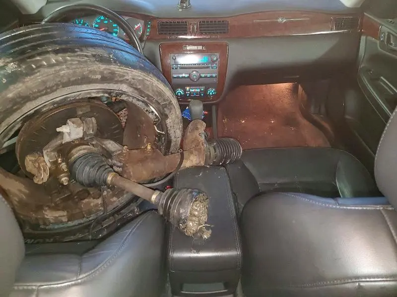 2010 CHEVROLET IMPALA LT  