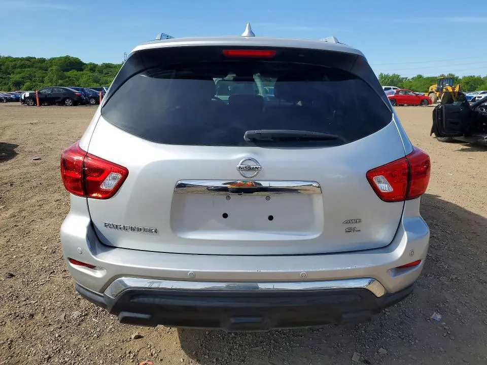 2020 NISSAN PATHFINDER SL  