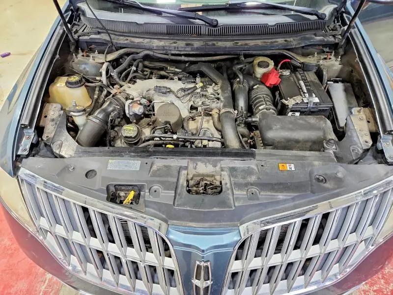 2010 LINCOLN MKT   