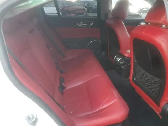 2021 ALFA ROMEO GIULIA SPORT  