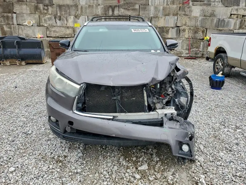 2015 TOYOTA HIGHLANDER XLE  