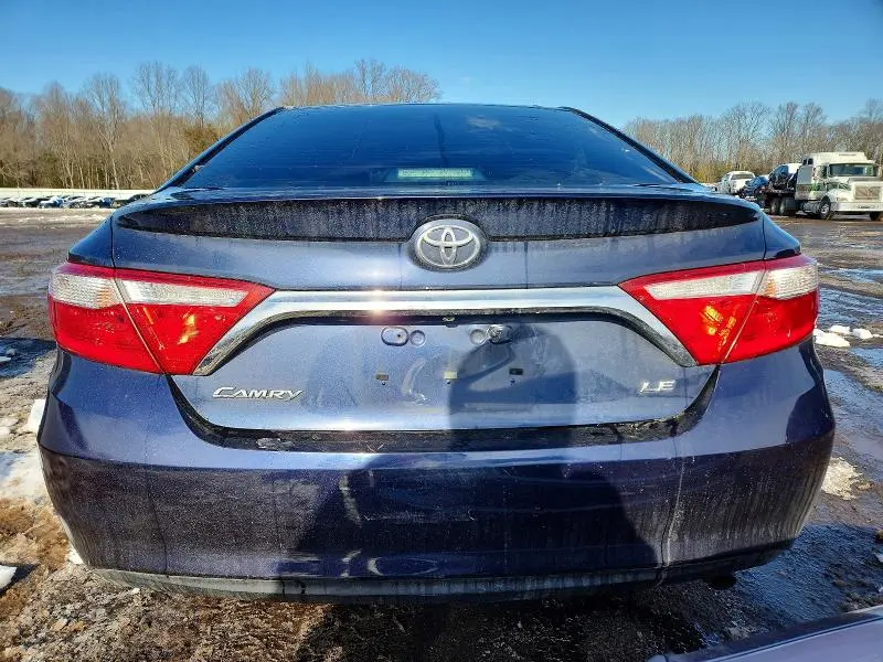 2016 TOYOTA CAMRY LE  