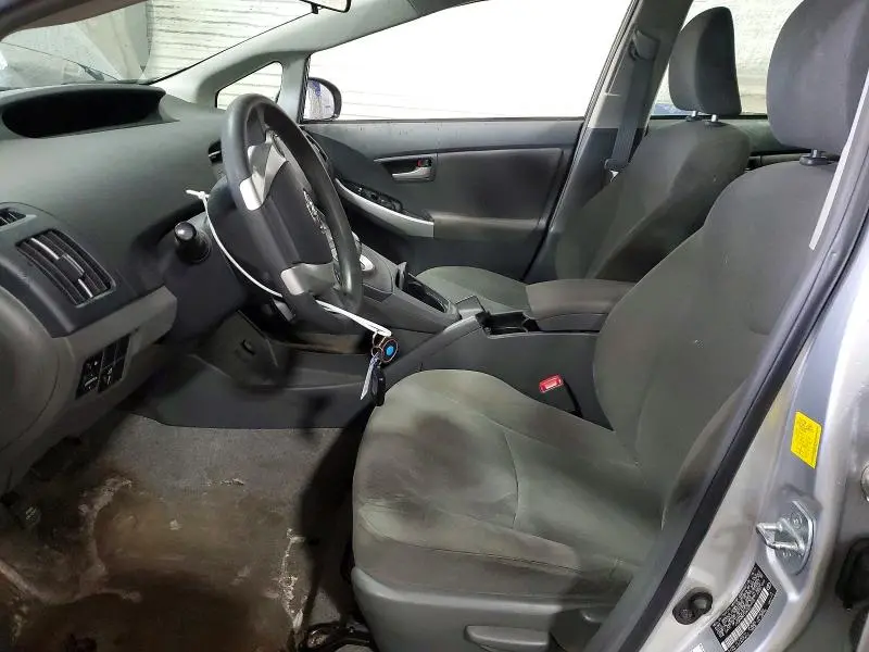 2010 TOYOTA PRIUS II  