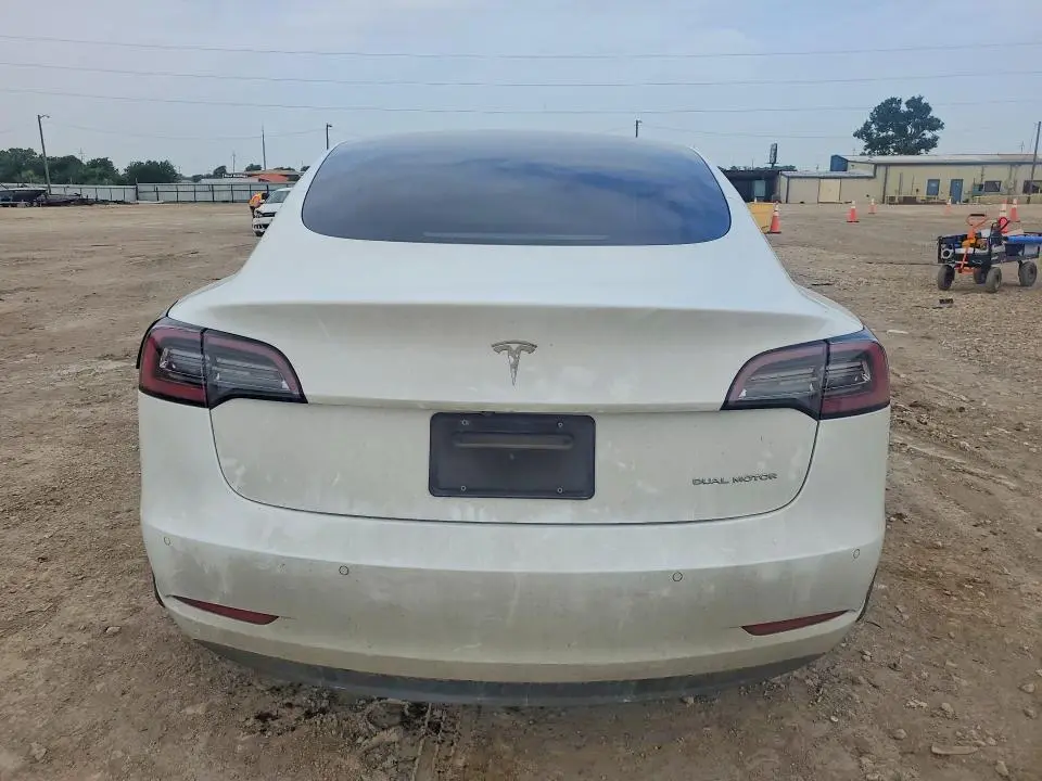2020 TESLA MODEL 3   