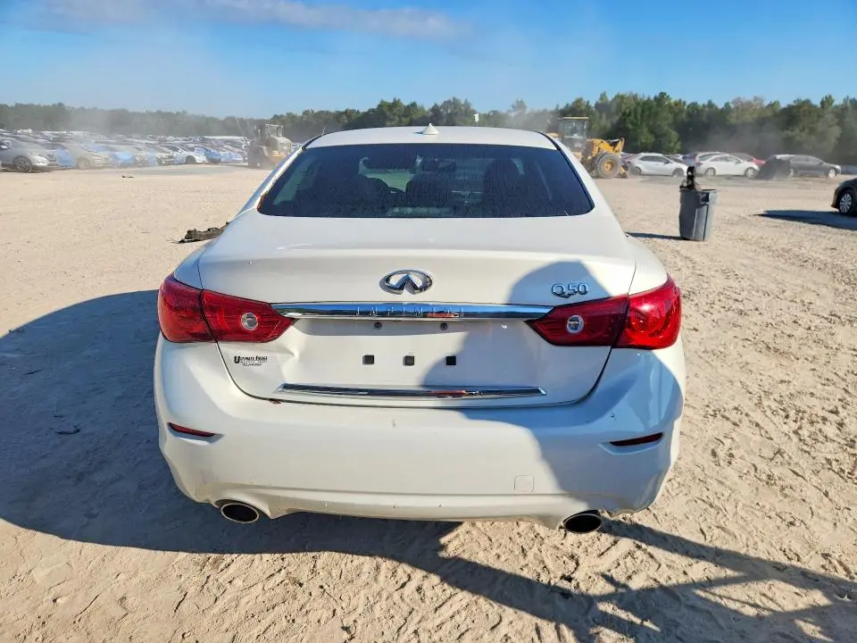 2015 INFINITI Q50 PREMIUM  
