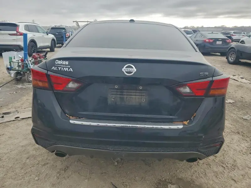 2019 NISSAN ALTIMA SR  