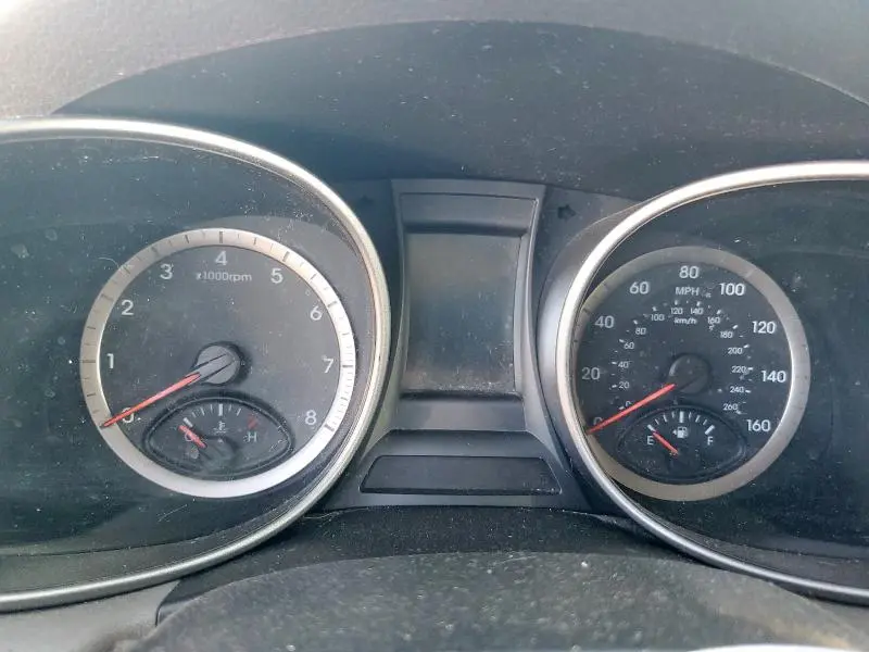 2016 HYUNDAI SANTA FE SE  