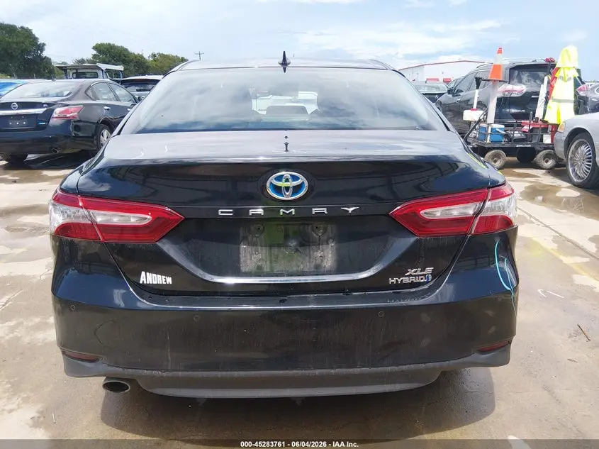 2020 TOYOTA CAMRY XLE HYBRID