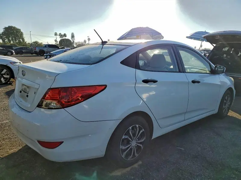 2012 HYUNDAI ACCENT GLS  