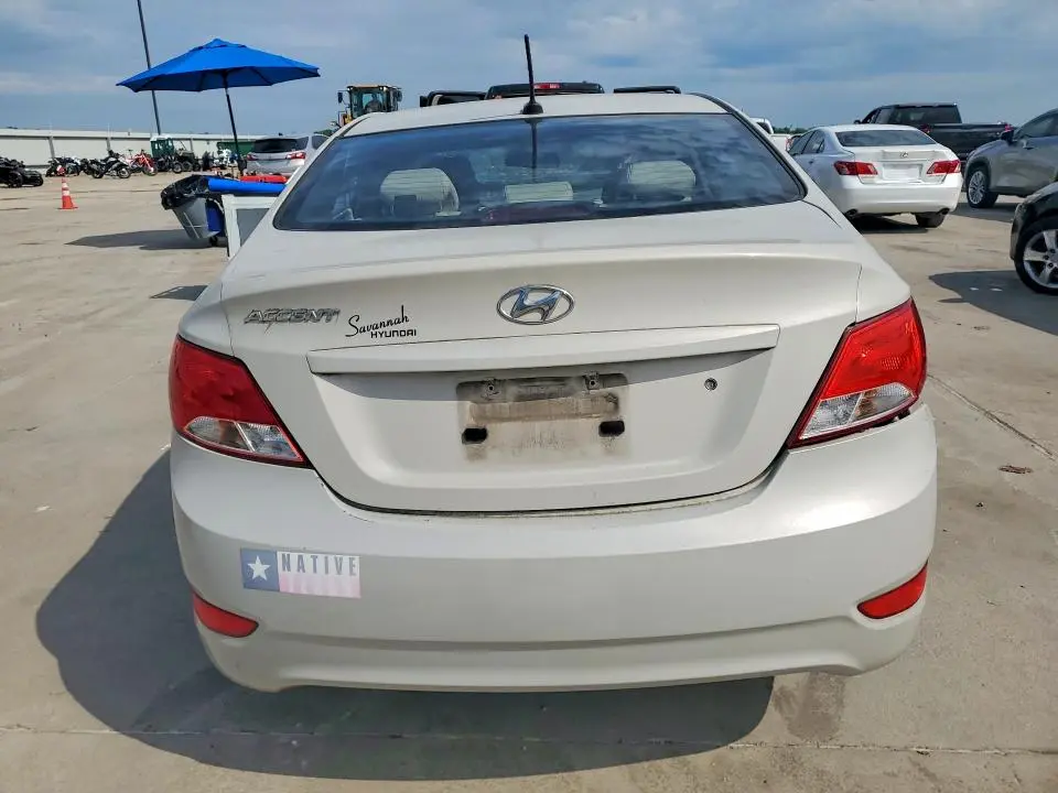 2016 HYUNDAI ACCENT SE  