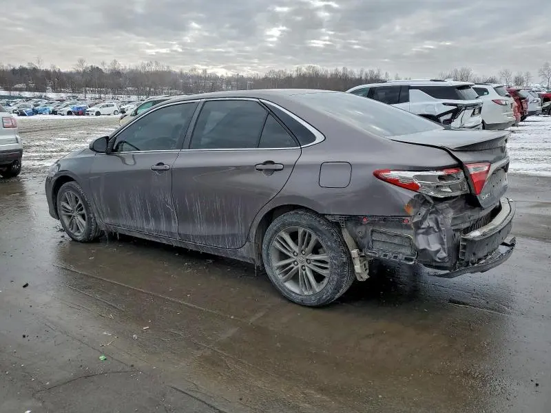 2015 TOYOTA CAMRY LE  
