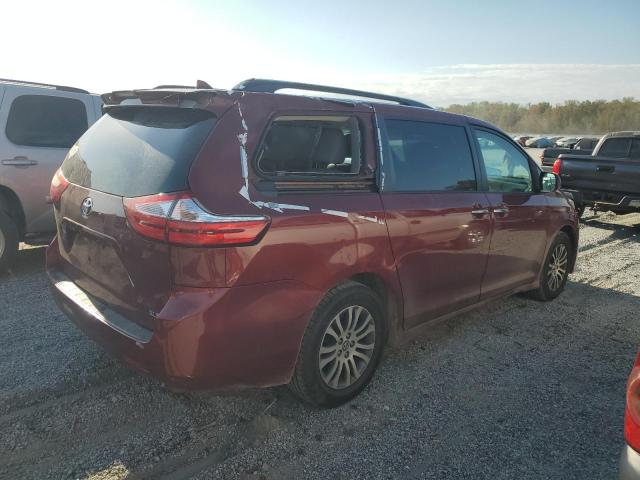 2018 TOYOTA SIENNA XLE