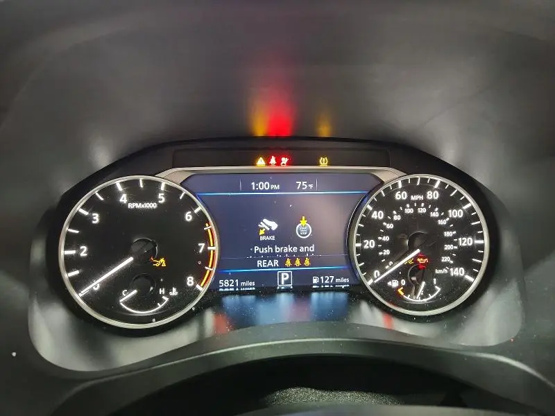 2025 NISSAN ALTIMA SR  