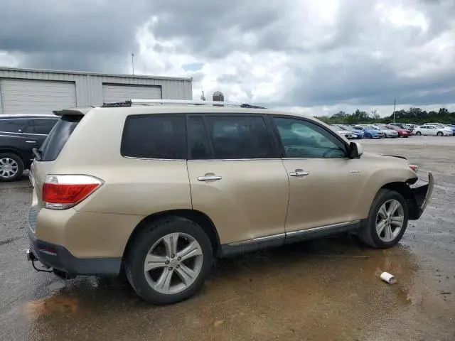 2011 TOYOTA HIGHLANDER LIMITED  