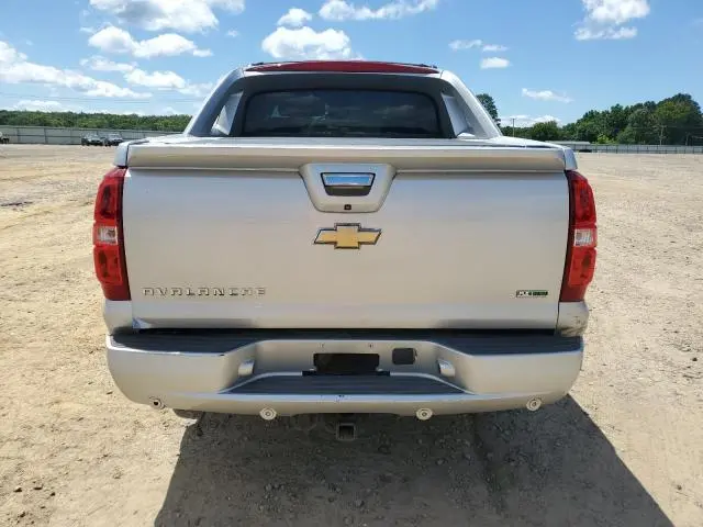 2011 CHEVROLET AVALANCHE LT  