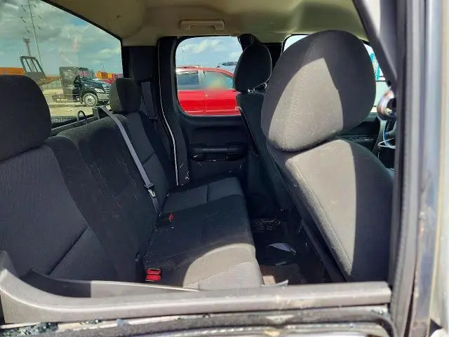2011 CHEVROLET SILVERADO C1500 LT  