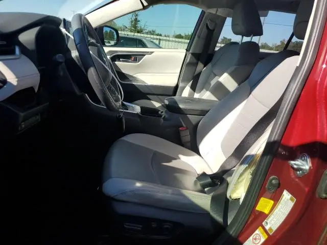 2019 TOYOTA RAV4 XLE PREMIUM  