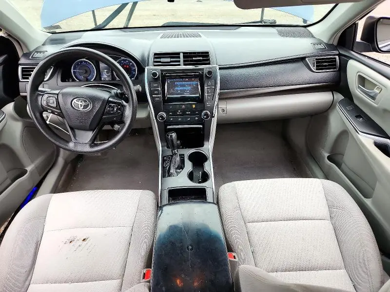 2015 TOYOTA CAMRY LE  