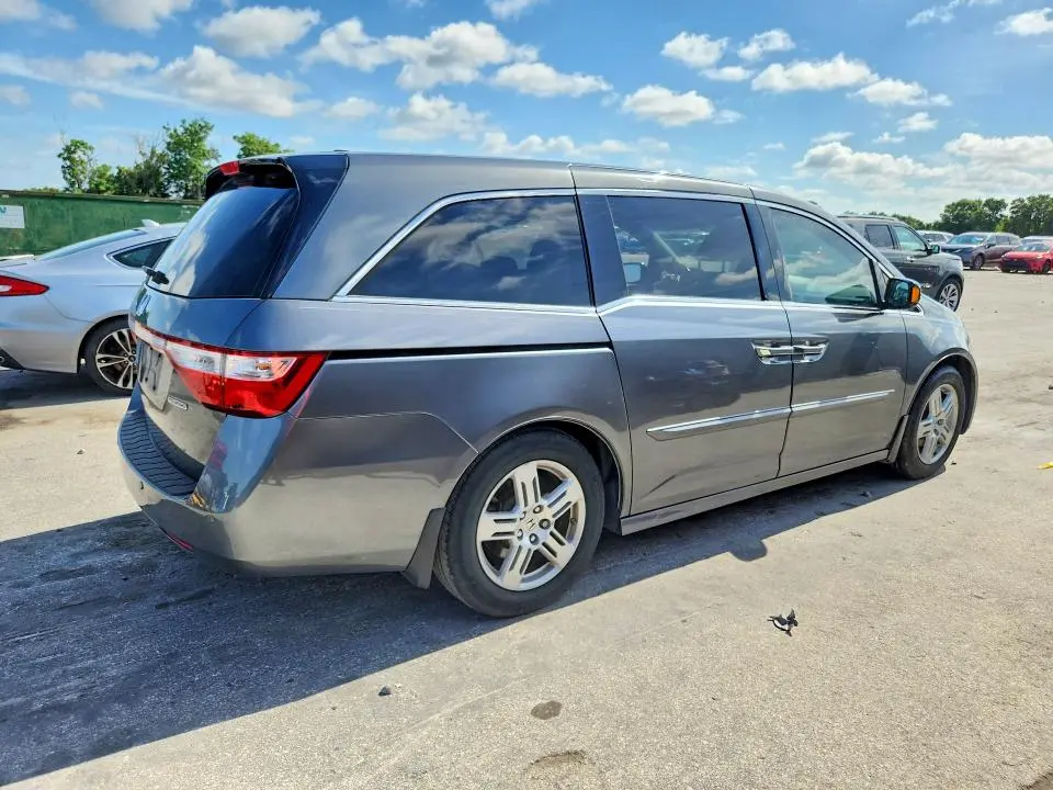 2011 HONDA ODYSSEY TOURING  