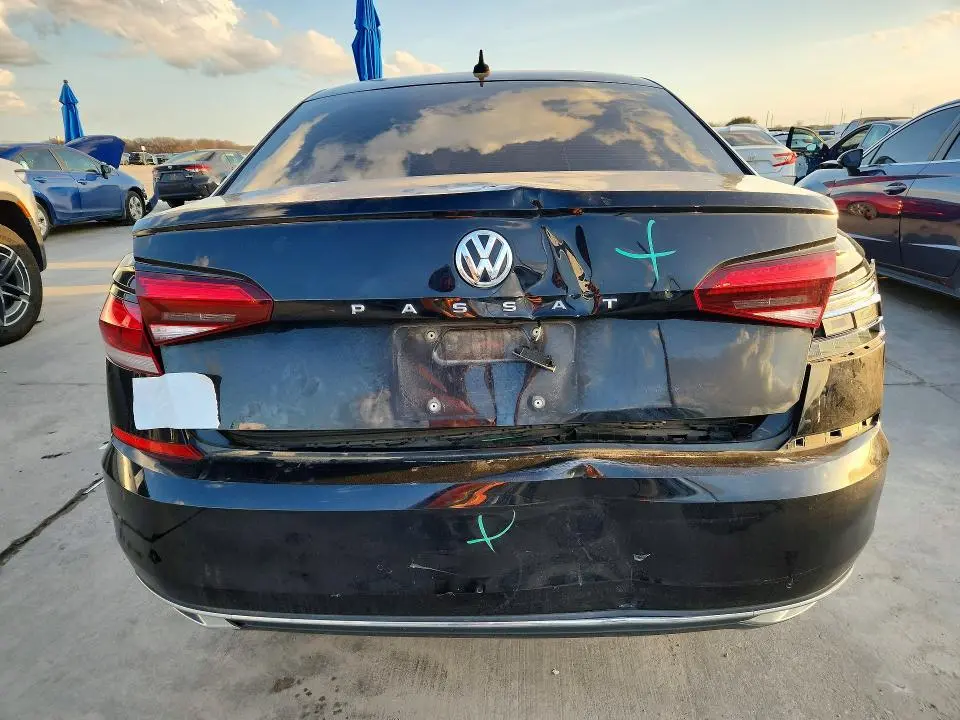 2020 VOLKSWAGEN PASSAT SE  