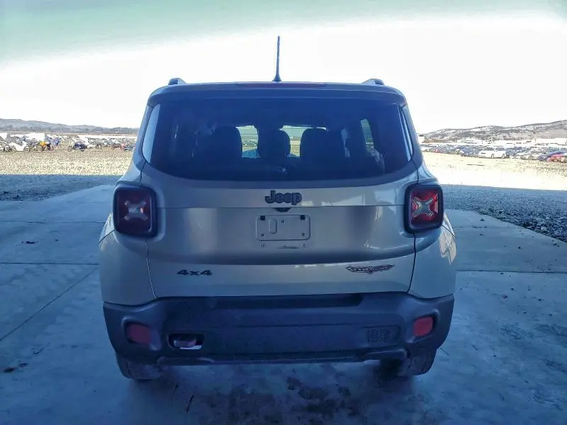 2015 JEEP RENEGADE TRAILHAWK  