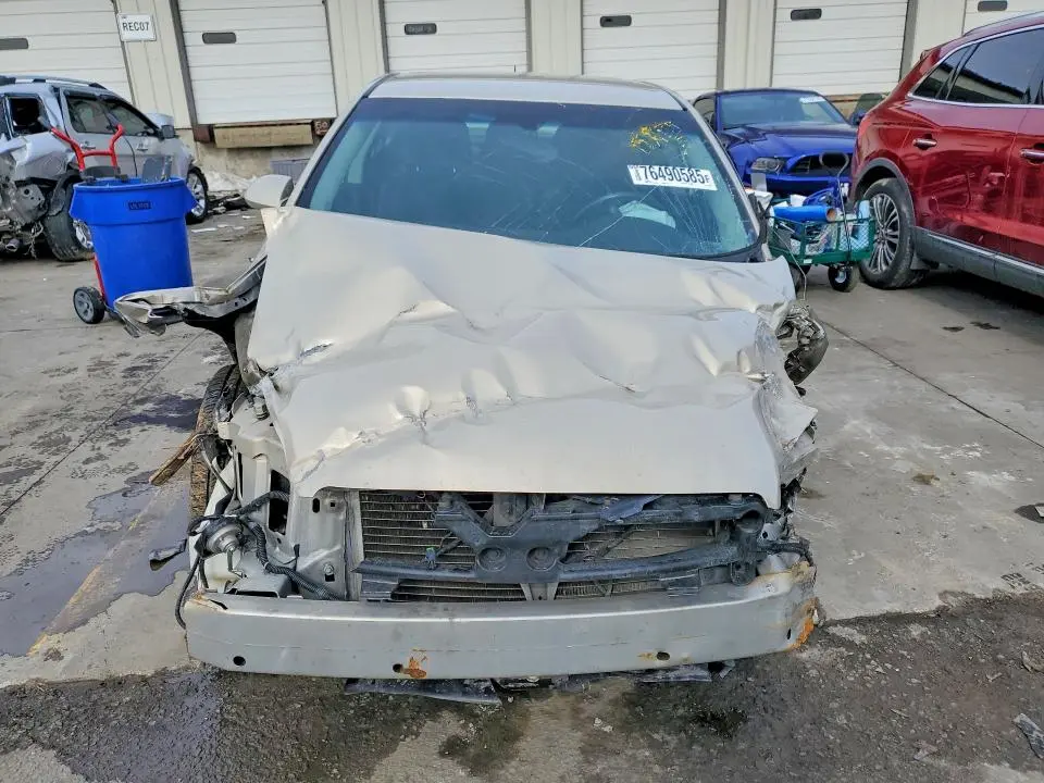 2011 CHEVROLET IMPALA LT  