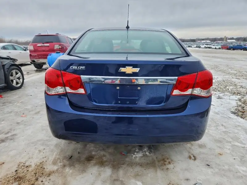 2011 CHEVROLET CRUZE LS  