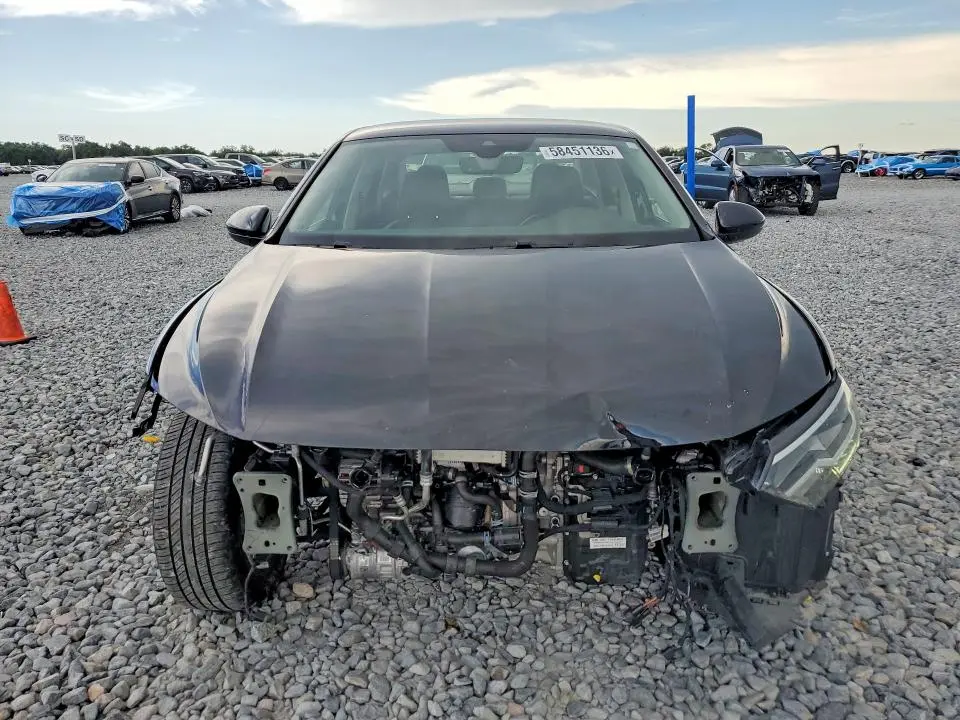 2024 VOLKSWAGEN JETTA SE  