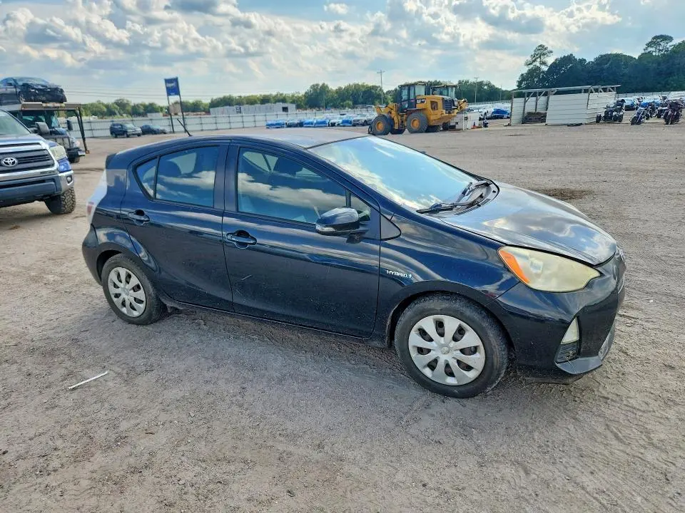 2012 TOYOTA PRIUS C TWO  