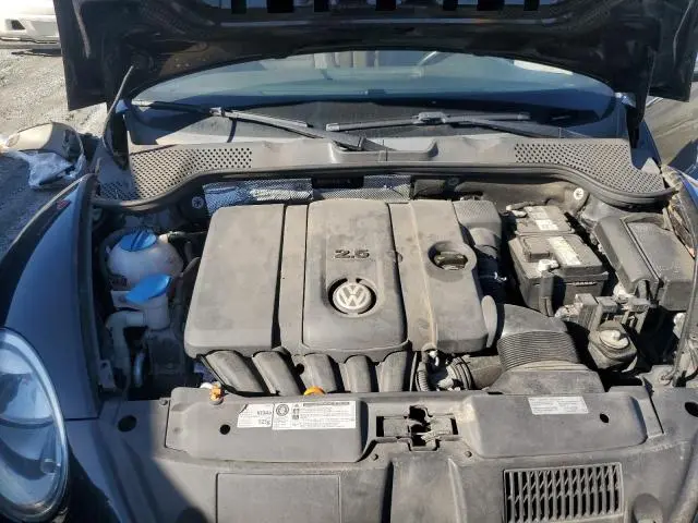 2013 VOLKSWAGEN BEETLE   
