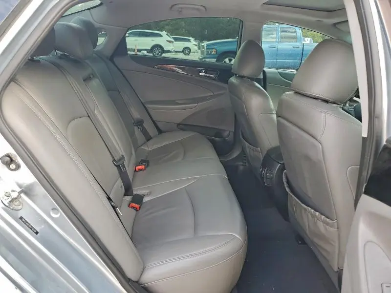 2011 HYUNDAI SONATA   