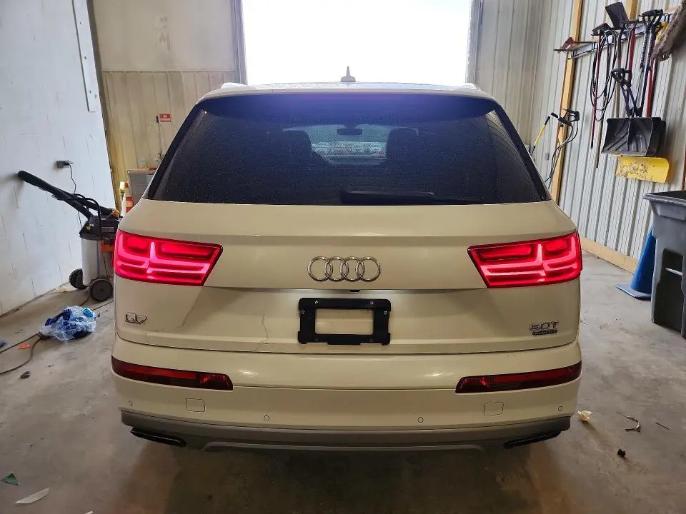 2017 AUDI Q7 PRESTIGE  