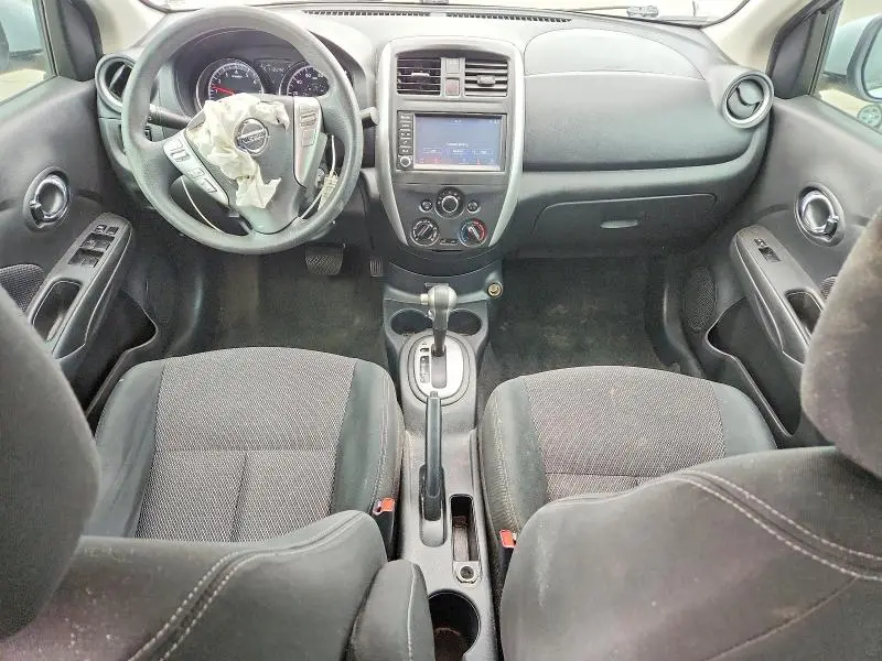 2019 NISSAN VERSA SV  