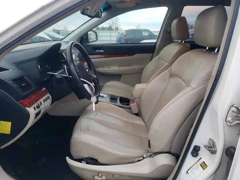 2010 SUBARU OUTBACK 2.5I LIMITED  