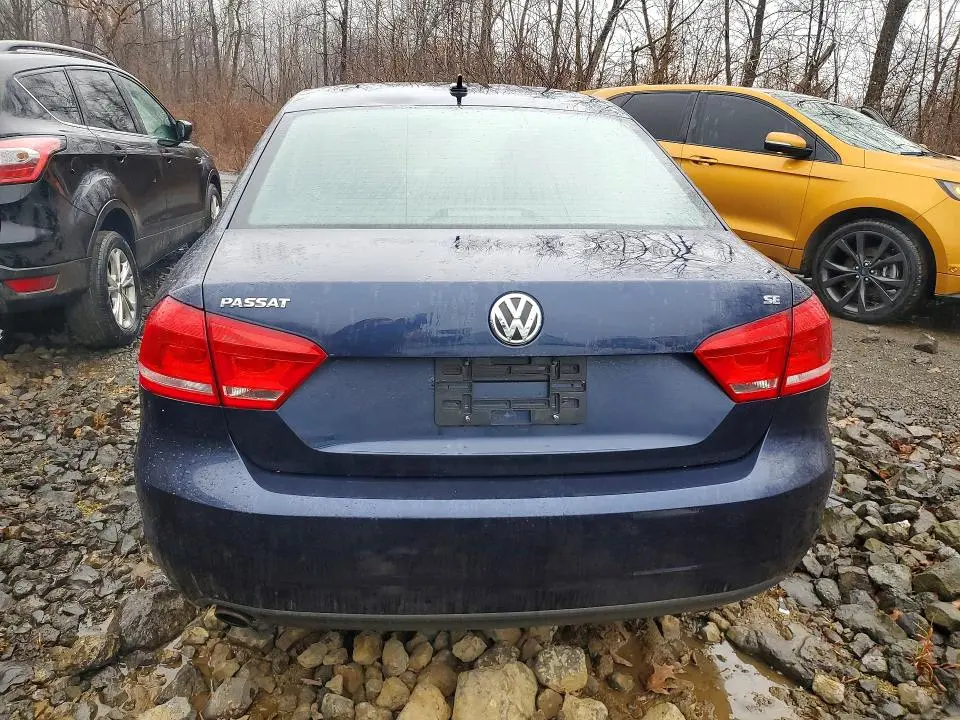 2012 VOLKSWAGEN PASSAT SE  