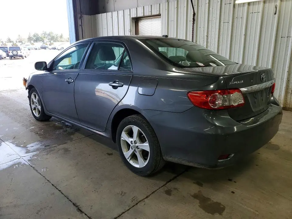 2013 TOYOTA COROLLA LE  
