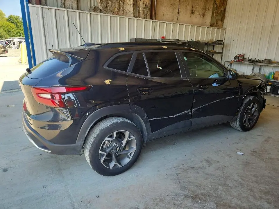 2025 CHEVROLET TRAX 1LT  