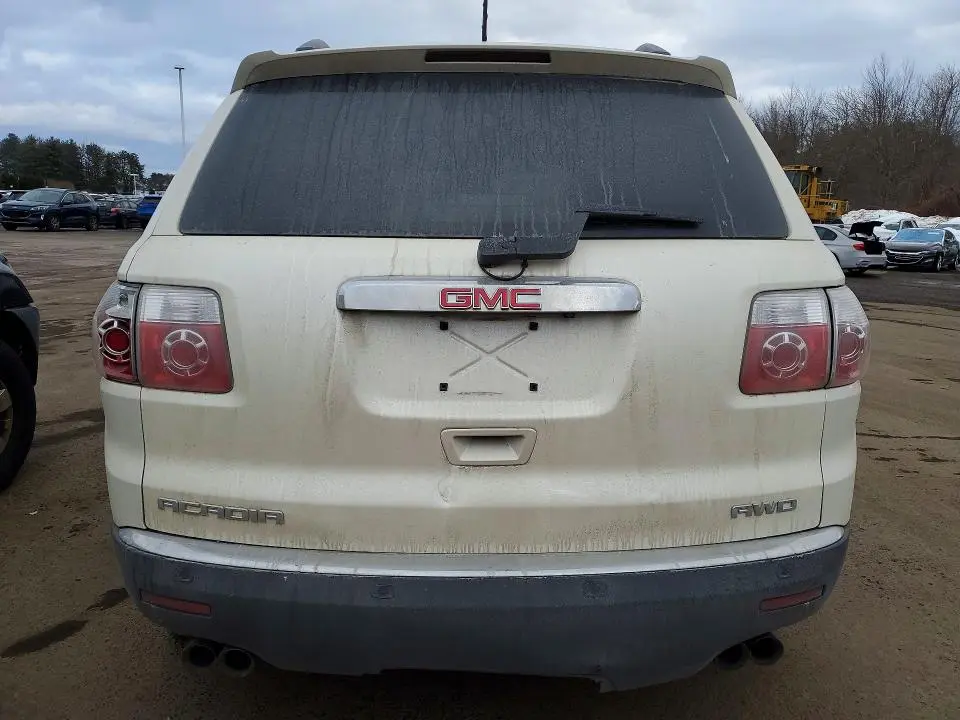 2011 GMC ACADIA SLT-1  