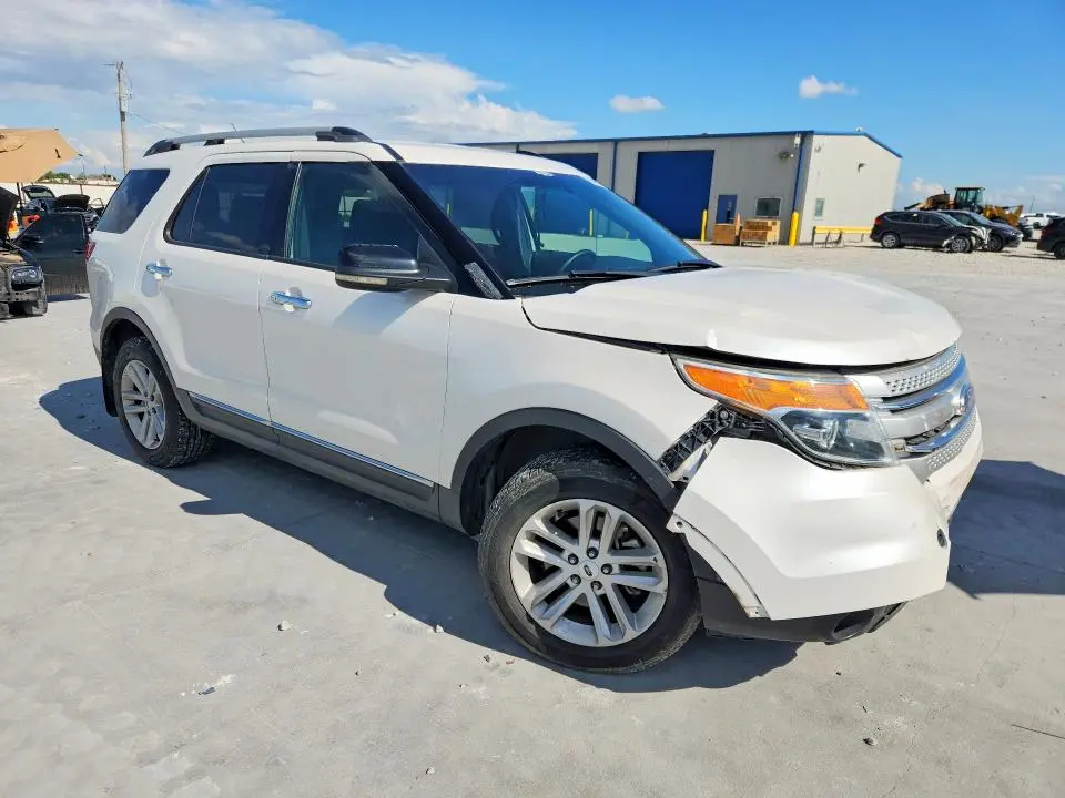 2012 FORD EXPLORER XLT  