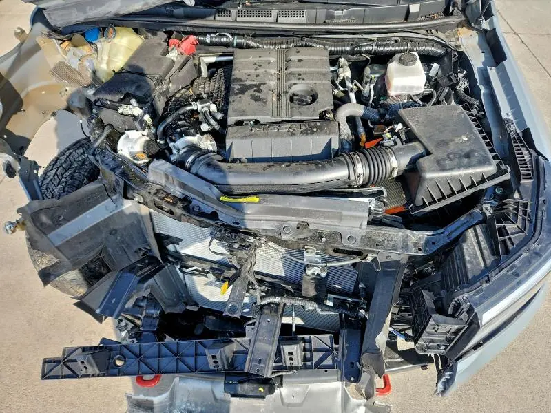 2025 NISSAN FRONTIER S  