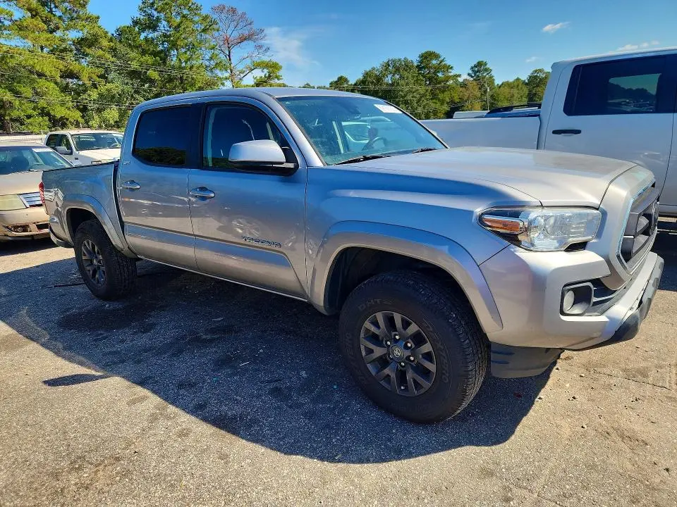 2021 TOYOTA TACOMA SR5 V6  