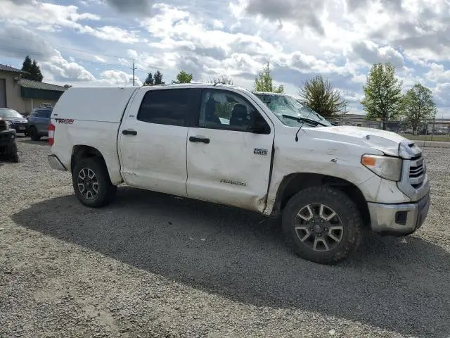 2017 TOYOTA TUNDRA CREWMAX SR5  
