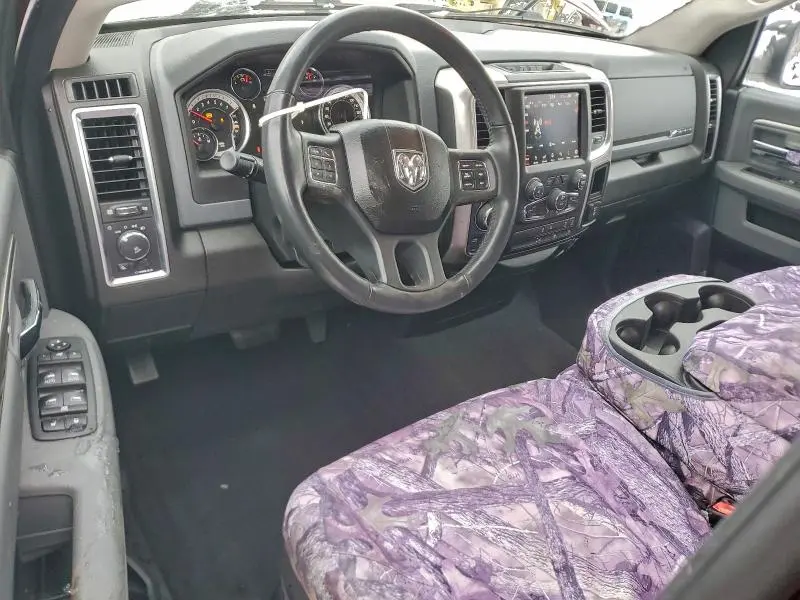 2019 RAM 1500 CLASSIC SLT  