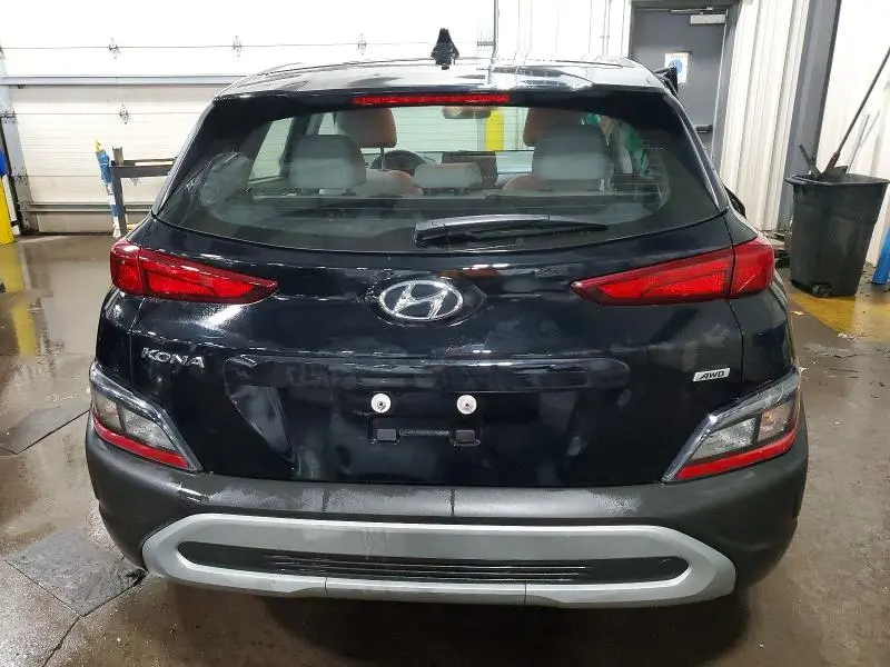 2023 HYUNDAI KONA SE  