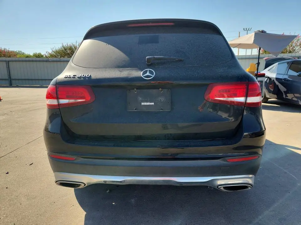 2017 MERCEDES-BENZ GLC 300  